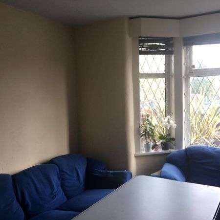 Single Room - Town & University Nearby, 24H Bus, Airport-Linked Manchester Exteriér fotografie