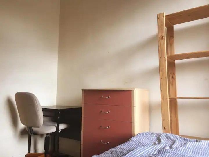Single Room - Town & University Nearby, 24H Bus, Airport-Linked Manchester Exteriér fotografie