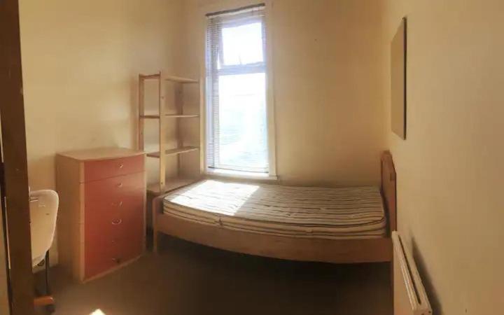 Single Room - Town & University Nearby, 24H Bus, Airport-Linked Manchester Exteriér fotografie